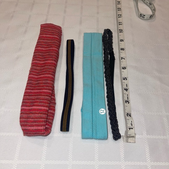 lot of 4 headbands - Picture 2 of 3